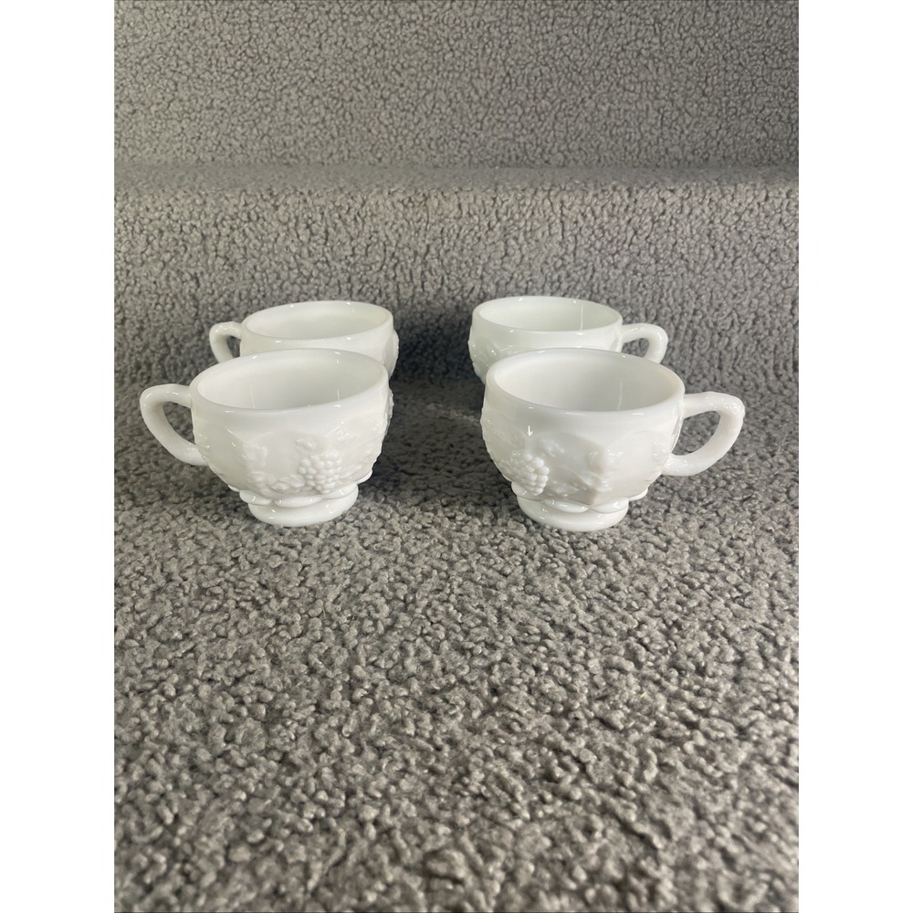 Set Of 4 Vintage Westmoreland Fruits White Milk Glass Footed Punch Cups